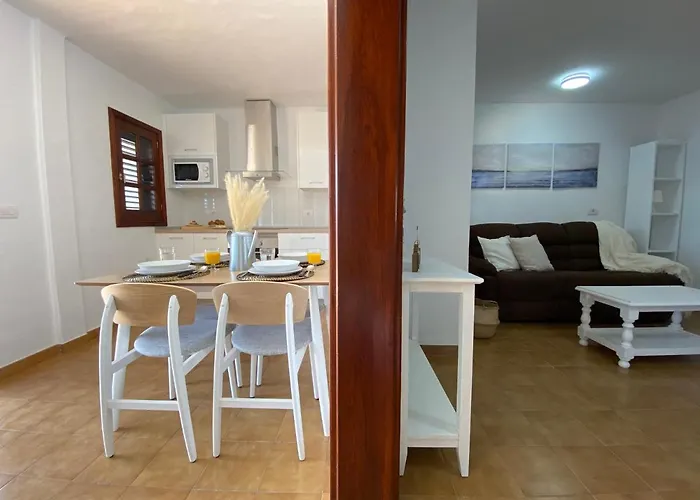 Natalia Puerto del Carmen (Lanzarote)